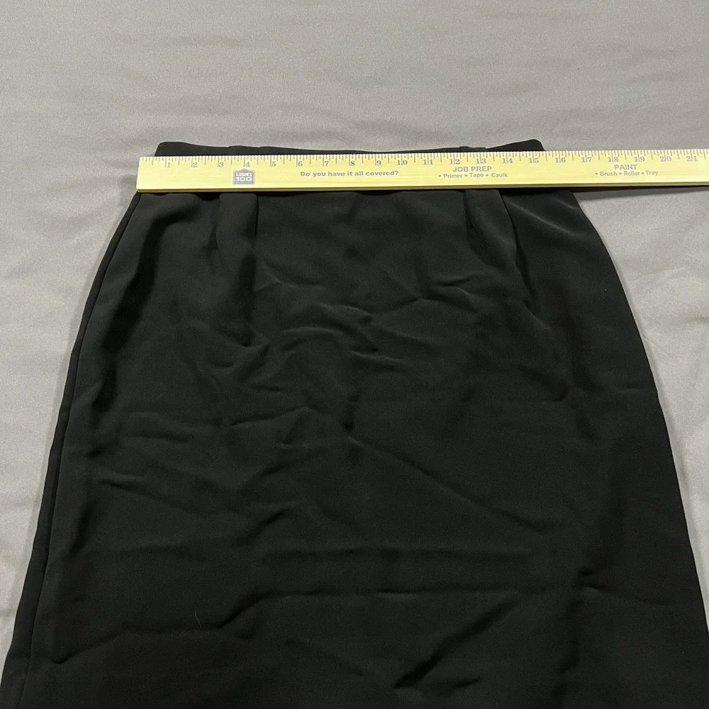 Vintage Women's‎ Savion Black Mid-length Skirt Size 12 Pleated Zip Up Back Slit